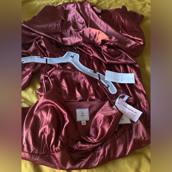 David’s Bridal.  New  Dress - Picture 3 of 9